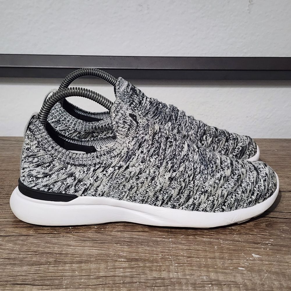 APL Techloom Wave Women's Athletic Running Gym Shoes Size 7.5 Gray - Picture 3 of 8
